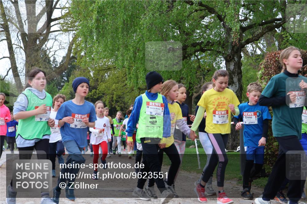 25.04.2026 - Das Zehntel Zöllner http://msf.ph/oto/9623551 25.04.2026 07:42:22 Laufen 3324, 1240, 1142, 2076 meine-sportfotos.de