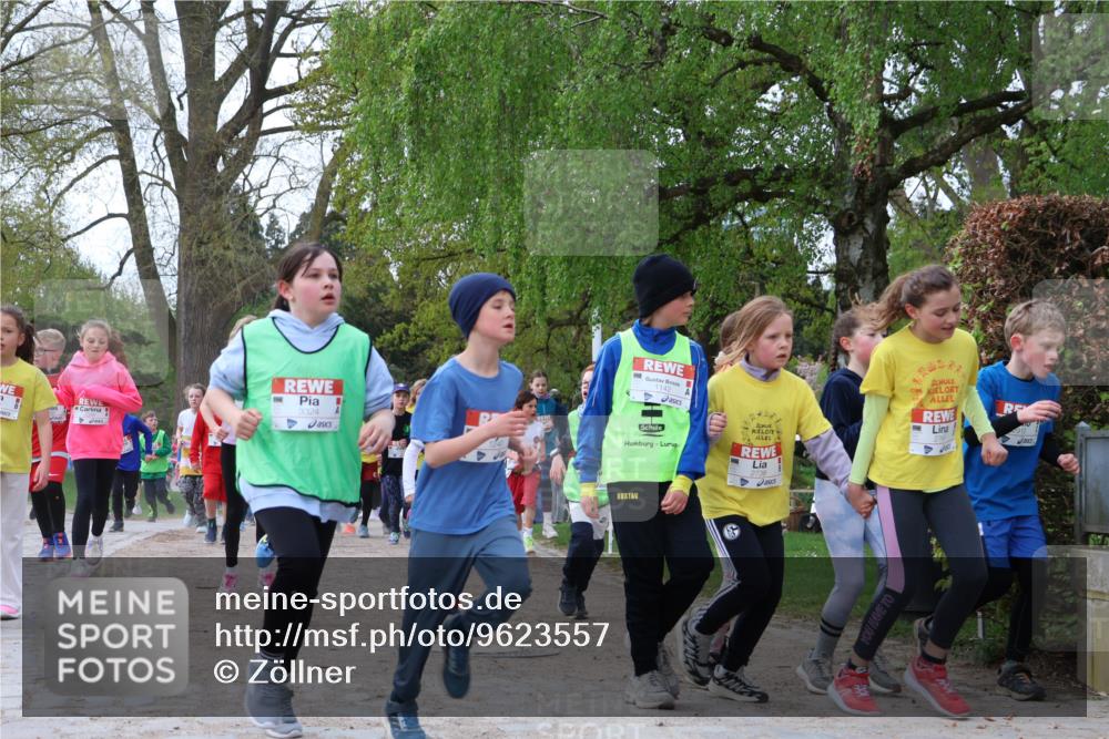 25.04.2026 - Das Zehntel Zöllner http://msf.ph/oto/9623557 25.04.2026 07:42:22 Laufen 3324, 4 meine-sportfotos.de