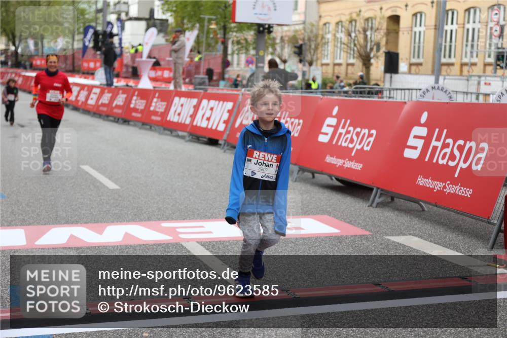 25.04.2026 - Das Zehntel Strokosch-Dieckow http://msf.ph/oto/9623585 25.04.2026 09:15:17 Ziel 2106, 3907 meine-sportfotos.de