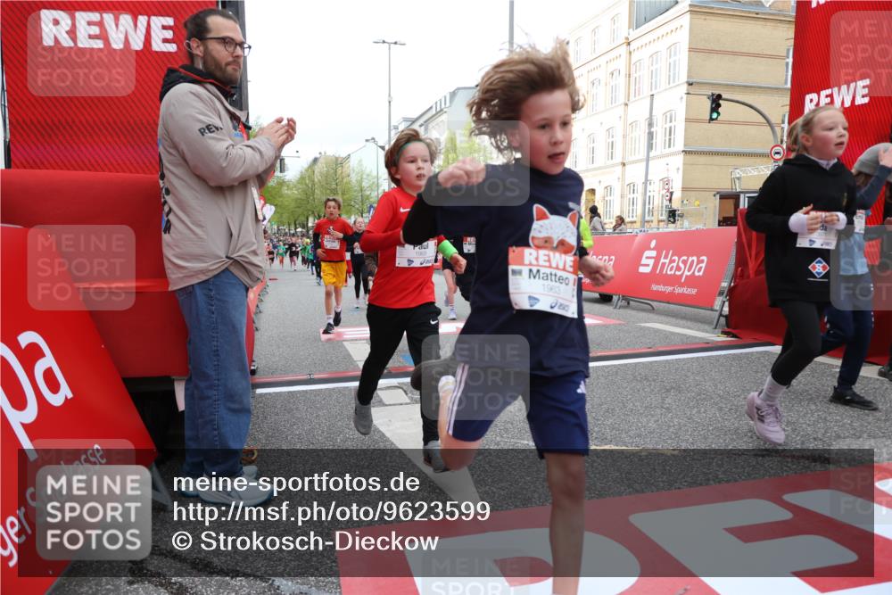 25.04.2026 - Das Zehntel Strokosch-Dieckow http://msf.ph/oto/9623599 25.04.2026 08:56:40 Ziel 1155, 1302, 1388, 1575, 1638, 1639, 1645, 1828, 1877, 1963, 1968, 2002, 2071, 2108, 2565, 2594, 2615, 2669, 3002, 3101, 3354, 3360, 3520, 3526, 3844, 3849, 3875, 3975, 4058 meine-sportfotos.de