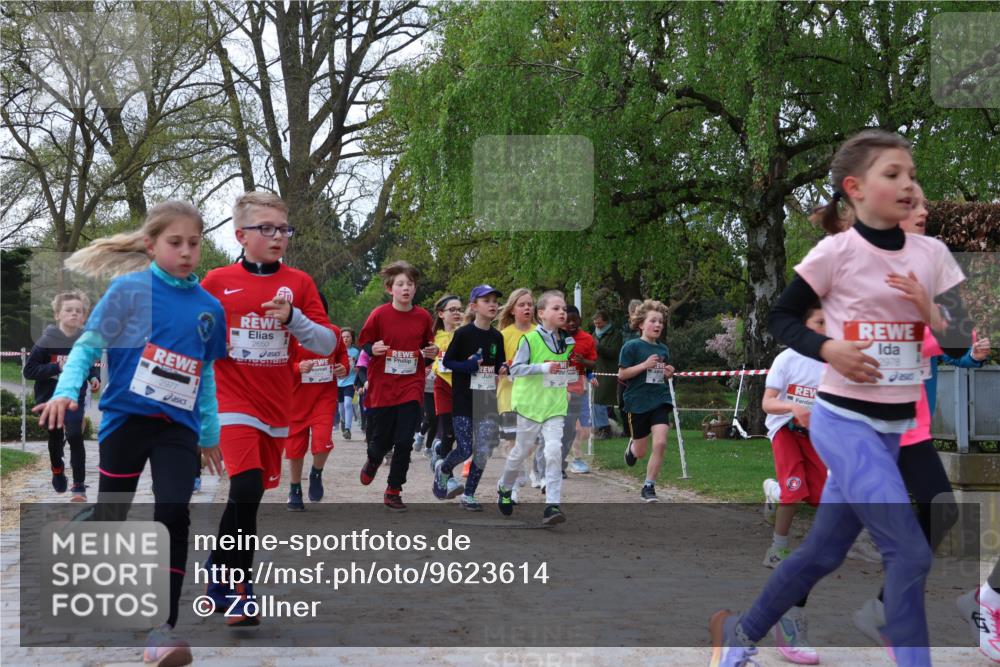 25.04.2026 - Das Zehntel Zöllner http://msf.ph/oto/9623614 25.04.2026 07:42:26 Laufen 2977, 2650, 2978 meine-sportfotos.de