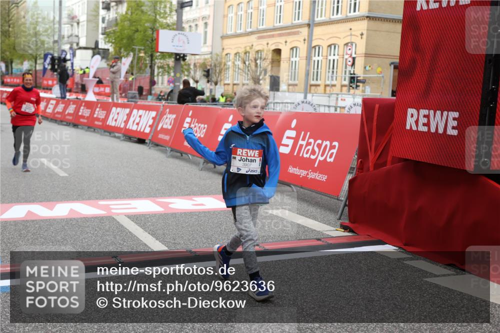25.04.2026 - Das Zehntel Strokosch-Dieckow http://msf.ph/oto/9623636 25.04.2026 09:15:18 Ziel 2106, 3907 meine-sportfotos.de
