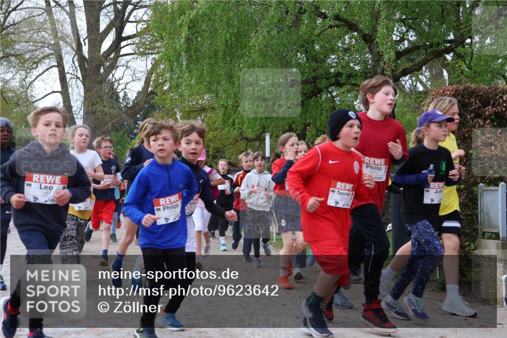 25.04.2026 - Das Zehntel Zöllner http://msf.ph/oto/9623642 25.04.2026 07:42:27 Laufen 1267, 1254, 3358, 3379 meine-sportfotos.de