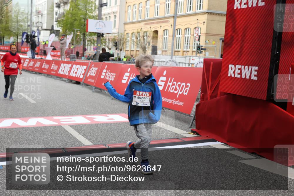 25.04.2026 - Das Zehntel Strokosch-Dieckow http://msf.ph/oto/9623647 25.04.2026 09:15:18 Ziel 2106, 3907 meine-sportfotos.de