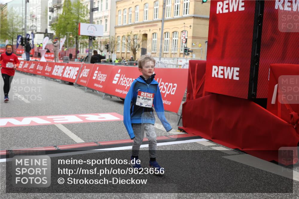 25.04.2026 - Das Zehntel Strokosch-Dieckow http://msf.ph/oto/9623656 25.04.2026 09:15:18 Ziel 2106, 3907 meine-sportfotos.de