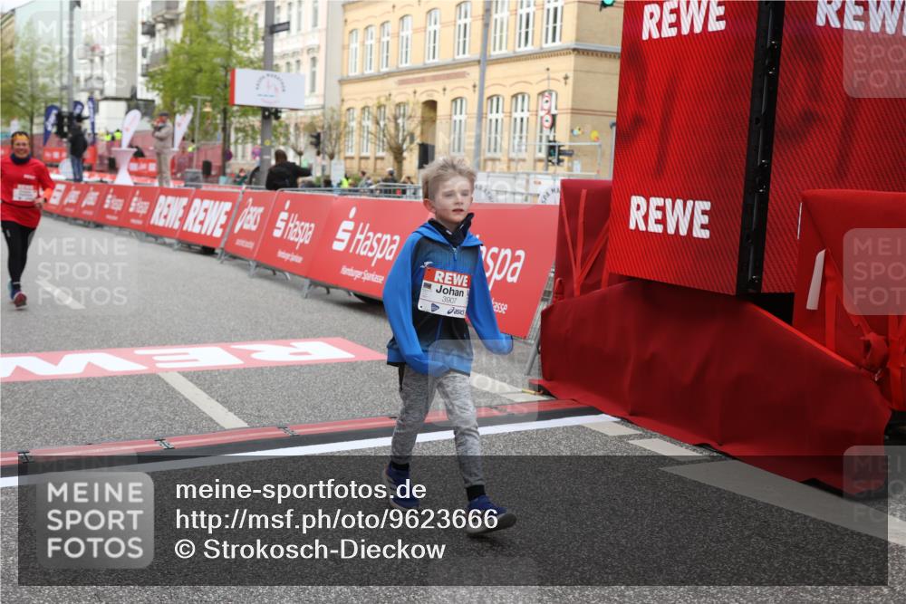 25.04.2026 - Das Zehntel Strokosch-Dieckow http://msf.ph/oto/9623666 25.04.2026 09:15:18 Ziel 2106, 3907 meine-sportfotos.de