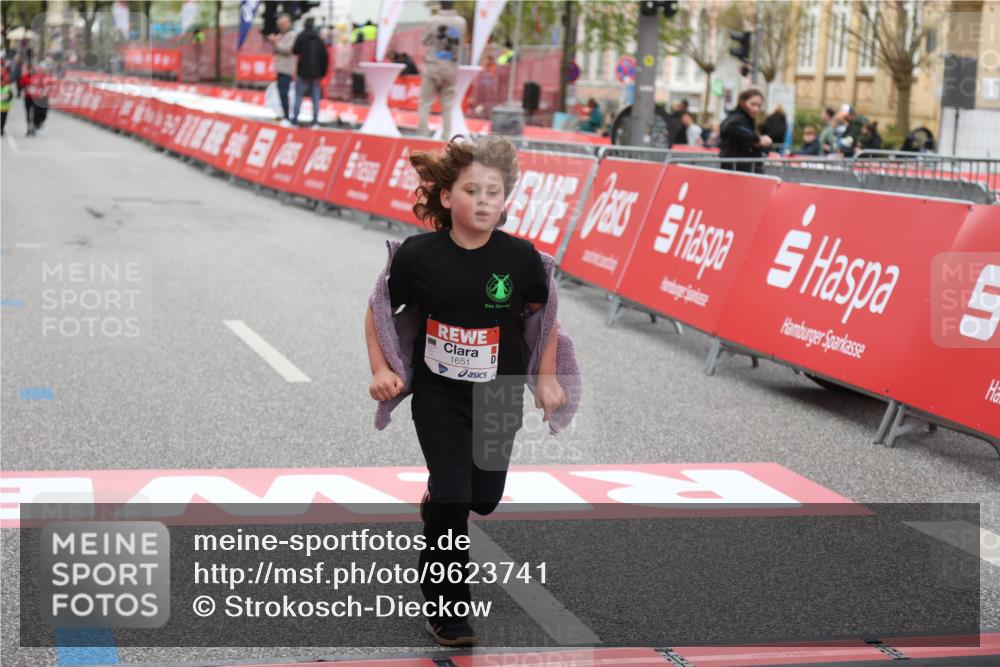 25.04.2026 - Das Zehntel Strokosch-Dieckow http://msf.ph/oto/9623741 25.04.2026 09:15:24 Ziel 1651 meine-sportfotos.de