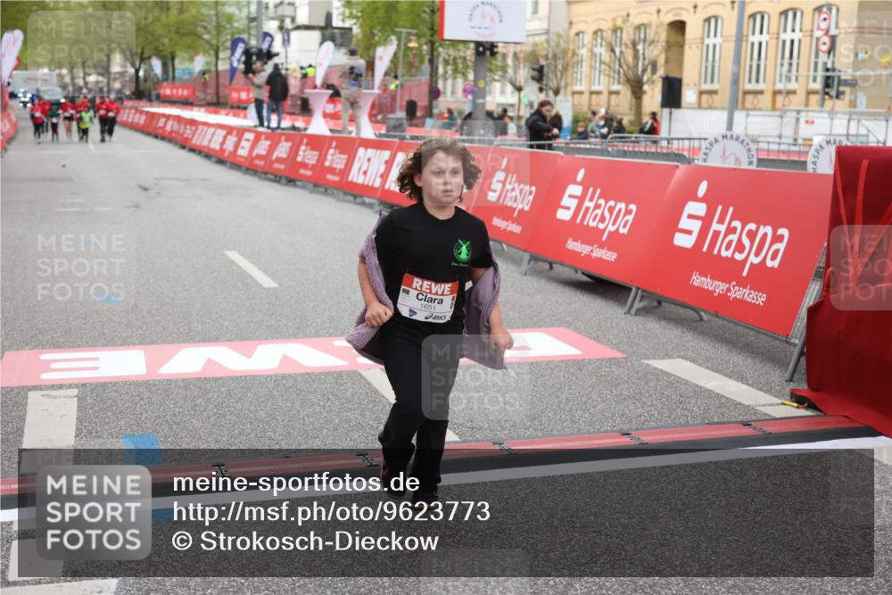 25.04.2026 - Das Zehntel Strokosch-Dieckow http://msf.ph/oto/9623773 25.04.2026 09:15:24 Ziel 1651 meine-sportfotos.de