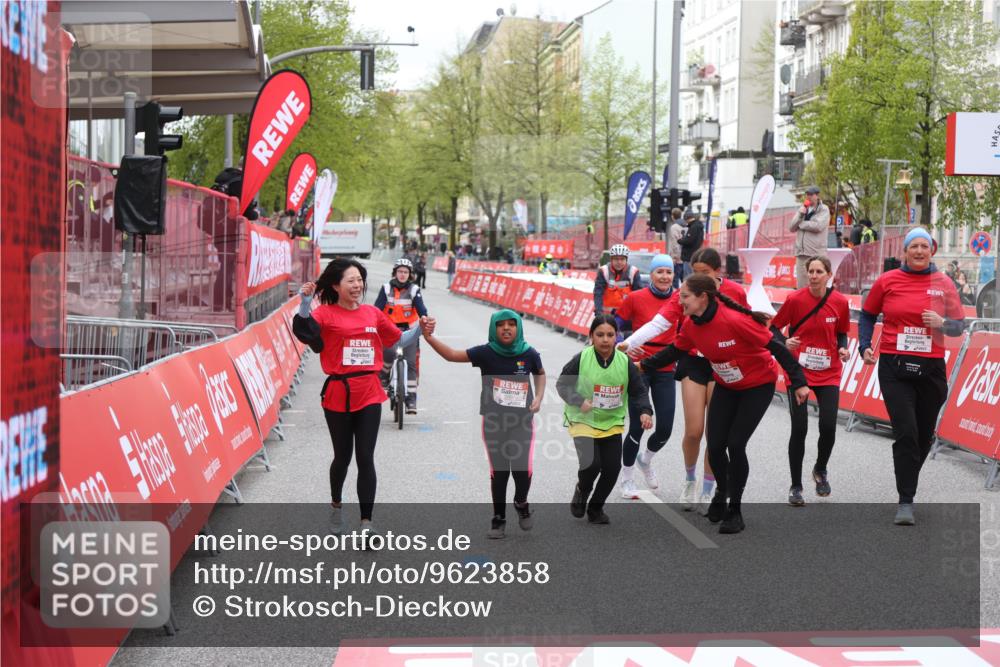 25.04.2026 - Das Zehntel Strokosch-Dieckow http://msf.ph/oto/9623858 25.04.2026 09:15:41 Ziel 1379 meine-sportfotos.de