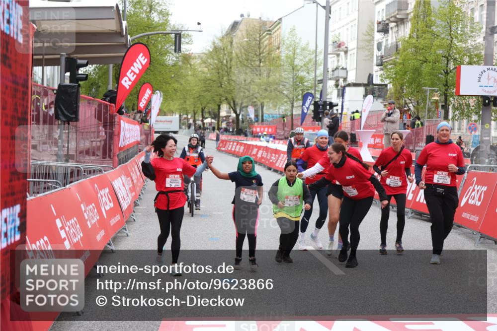 25.04.2026 - Das Zehntel Strokosch-Dieckow http://msf.ph/oto/9623866 25.04.2026 09:15:41 Ziel 1379 meine-sportfotos.de