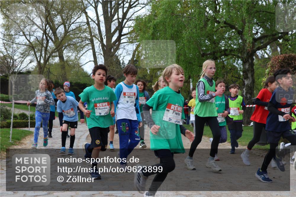 25.04.2026 - Das Zehntel Zöllner http://msf.ph/oto/9623899 25.04.2026 07:42:43 Laufen 4444444, 2404, 1447, 2411 meine-sportfotos.de