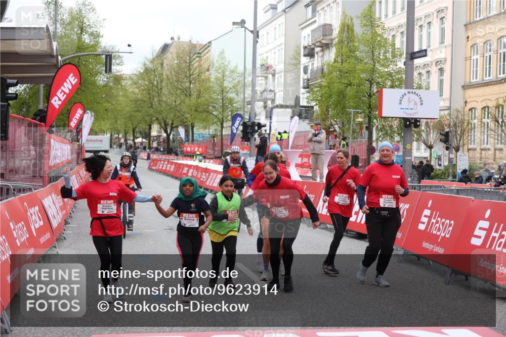 25.04.2026 - Das Zehntel Strokosch-Dieckow http://msf.ph/oto/9623914 25.04.2026 09:15:41 Ziel 1379 meine-sportfotos.de