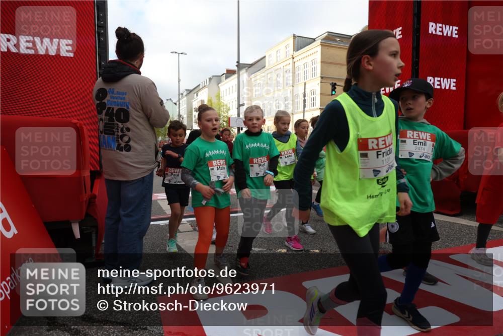 25.04.2026 - Das Zehntel Strokosch-Dieckow http://msf.ph/oto/9623971 25.04.2026 08:56:50 Ziel 1004, 1113, 1131, 1307, 1369, 1562, 1567, 1649, 1717, 1959, 2078, 2323, 2463, 2474, 2478, 2606, 2895, 3059, 3093, 3196, 3206, 3610, 3722, 3745, 3847, 3891, 3950, 3963 meine-sportfotos.de
