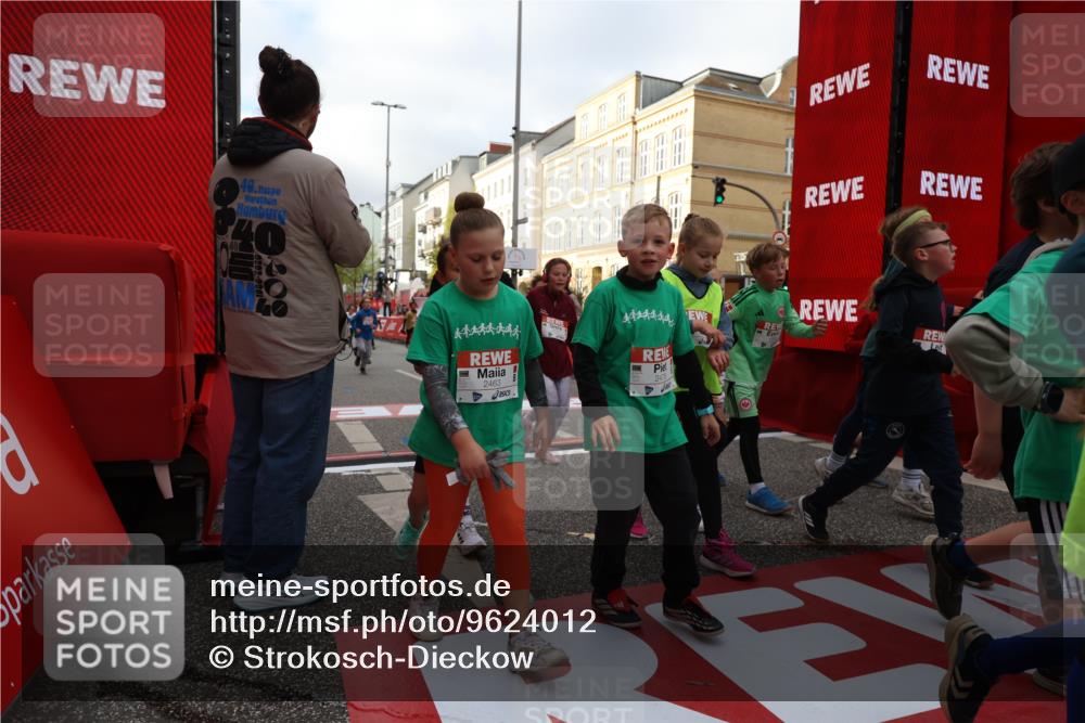 25.04.2026 - Das Zehntel Strokosch-Dieckow http://msf.ph/oto/9624012 25.04.2026 08:56:51 Ziel 1004, 1113, 1131, 1307, 1369, 1562, 1567, 1649, 1959, 2040, 2078, 2217, 2229, 2323, 2463, 2474, 2478, 2484, 2606, 2607, 3059, 3093, 3196, 3206, 3610, 3722, 3745, 3847, 3891, 3950, 3963 meine-sportfotos.de