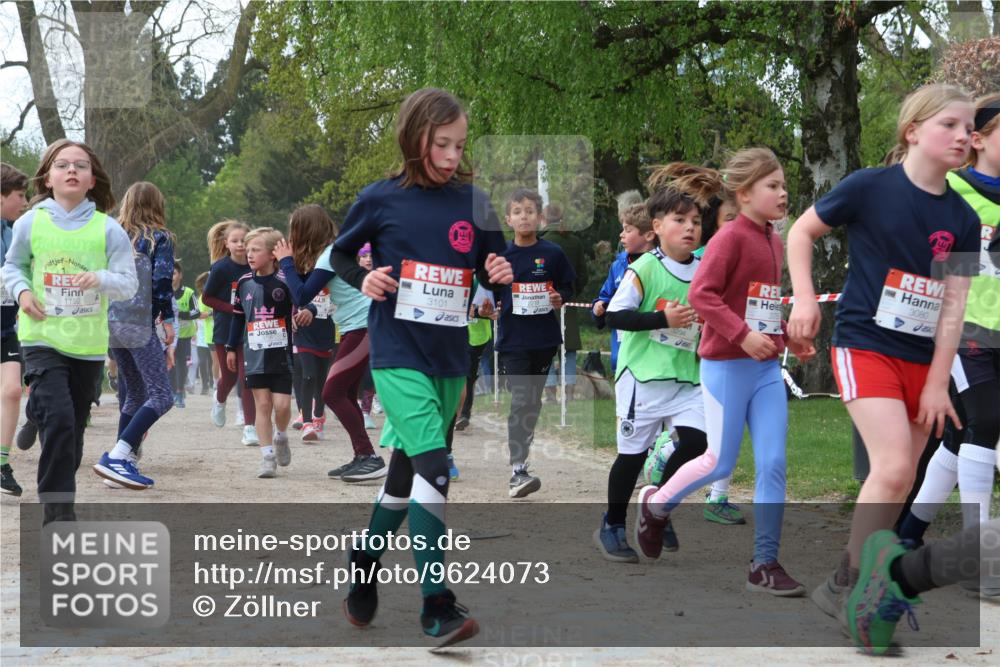 25.04.2026 - Das Zehntel Zöllner http://msf.ph/oto/9624073 25.04.2026 07:42:58 Laufen 1152, 3101, 3080 meine-sportfotos.de