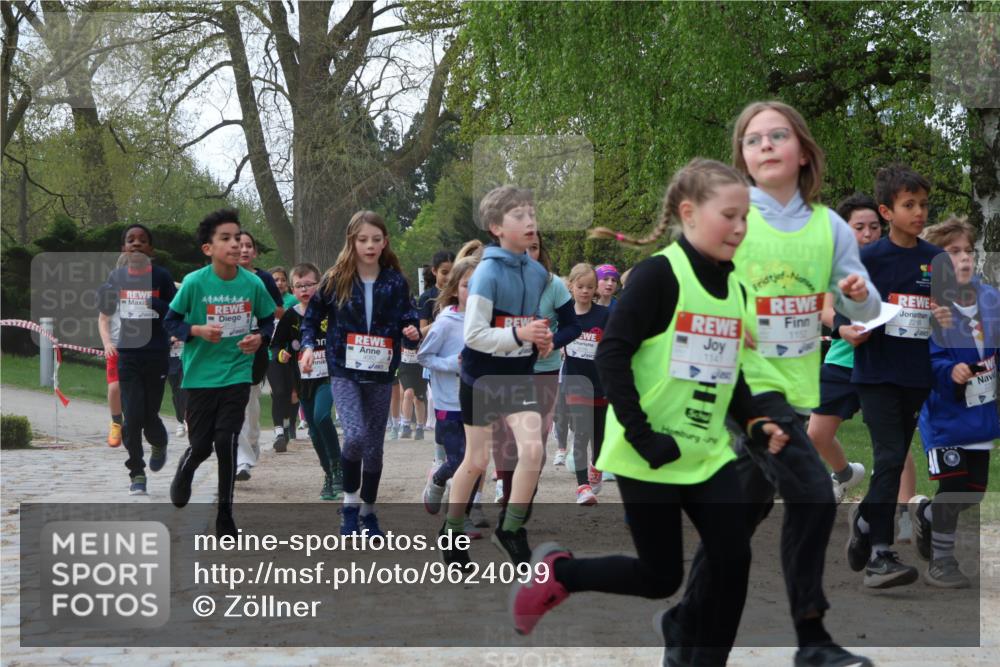 25.04.2026 - Das Zehntel Zöllner http://msf.ph/oto/9624099 25.04.2026 07:43:00 Laufen 444444, 1141, 1152 meine-sportfotos.de
