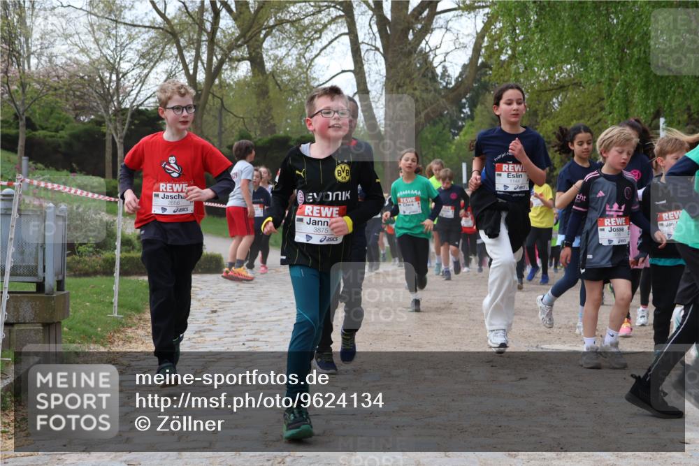 25.04.2026 - Das Zehntel Zöllner http://msf.ph/oto/9624134 25.04.2026 07:43:02 Laufen 2686, 3875, 1144 meine-sportfotos.de