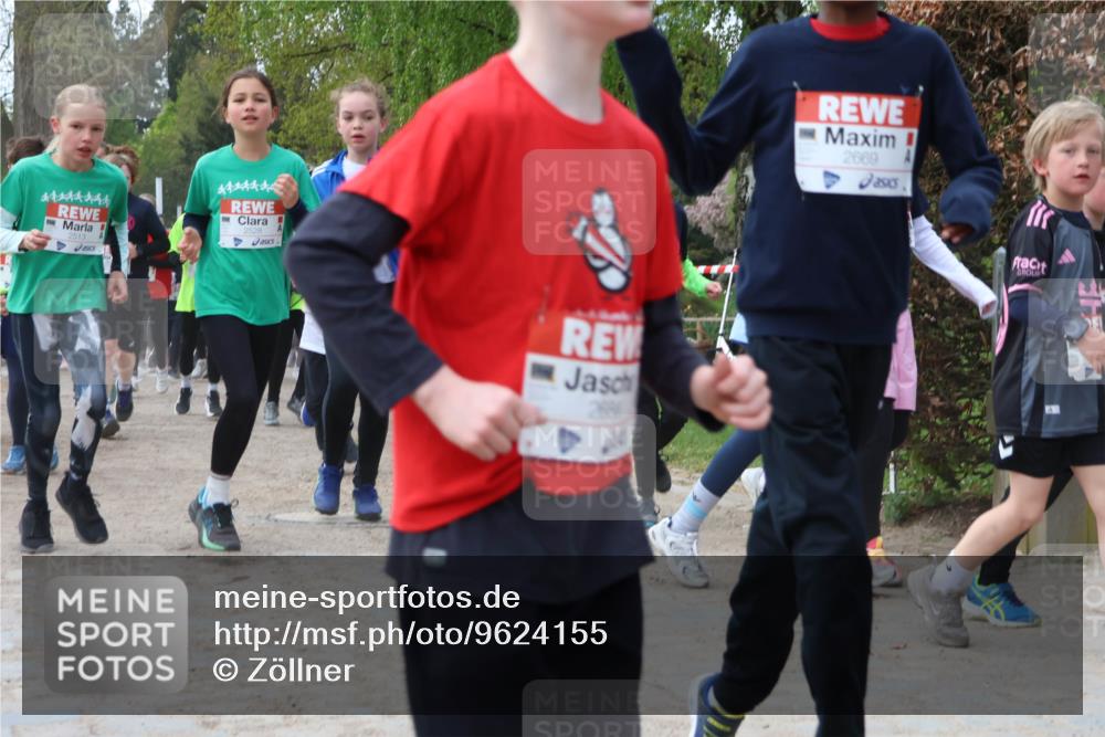 25.04.2026 - Das Zehntel Zöllner http://msf.ph/oto/9624155 25.04.2026 07:43:04 Laufen 44444444, 2513, 4444445, 2528, 258, 2669 meine-sportfotos.de
