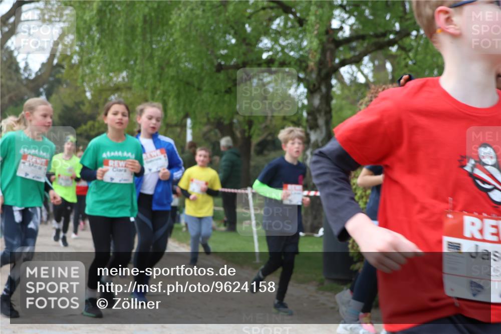 25.04.2026 - Das Zehntel Zöllner http://msf.ph/oto/9624158 25.04.2026 07:43:04 Laufen 25 meine-sportfotos.de