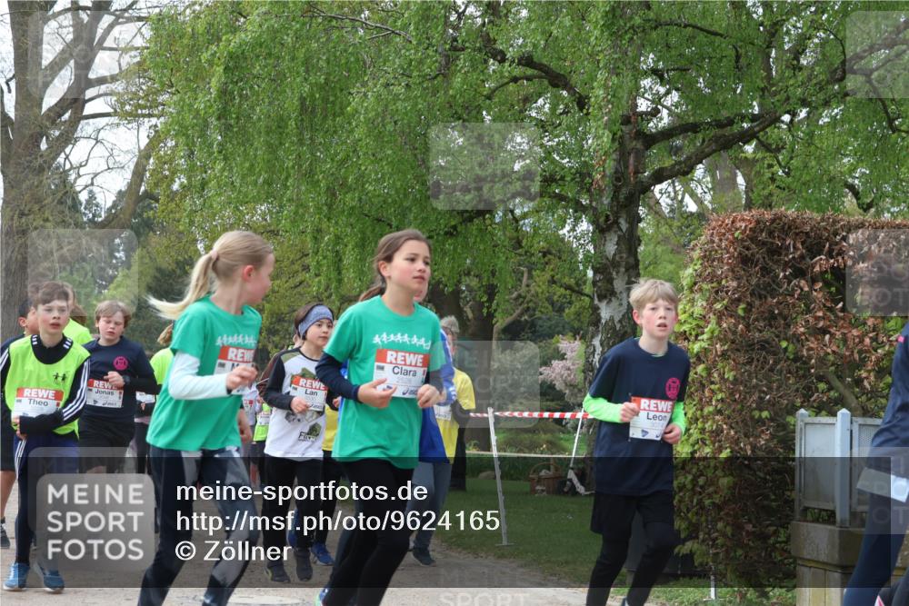 25.04.2026 - Das Zehntel Zöllner http://msf.ph/oto/9624165 25.04.2026 07:43:04 Laufen 3074 meine-sportfotos.de