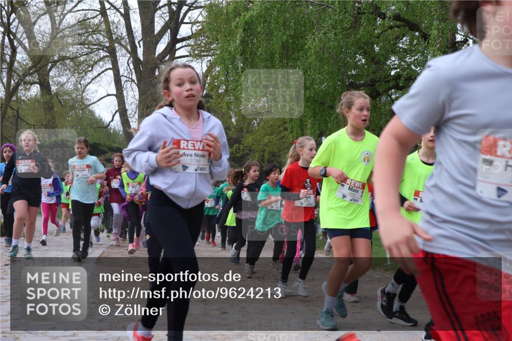 25.04.2026 - Das Zehntel Zöllner http://msf.ph/oto/9624213 25.04.2026 07:43:07 Laufen 3788, 1898 meine-sportfotos.de