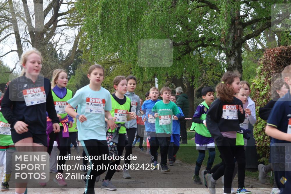 25.04.2026 - Das Zehntel Zöllner http://msf.ph/oto/9624251 25.04.2026 07:43:09 Laufen 1388, 2970, 3184, 2979, 3197, 44, 3375 meine-sportfotos.de