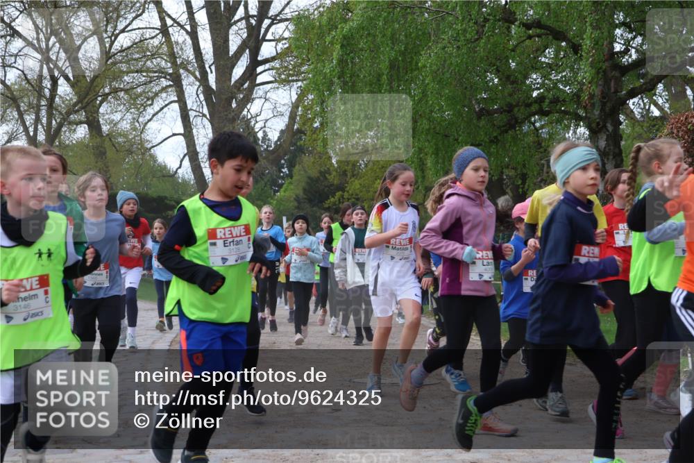 25.04.2026 - Das Zehntel Zöllner http://msf.ph/oto/9624325 25.04.2026 07:43:13 Laufen 3146, 3128, 2515 meine-sportfotos.de