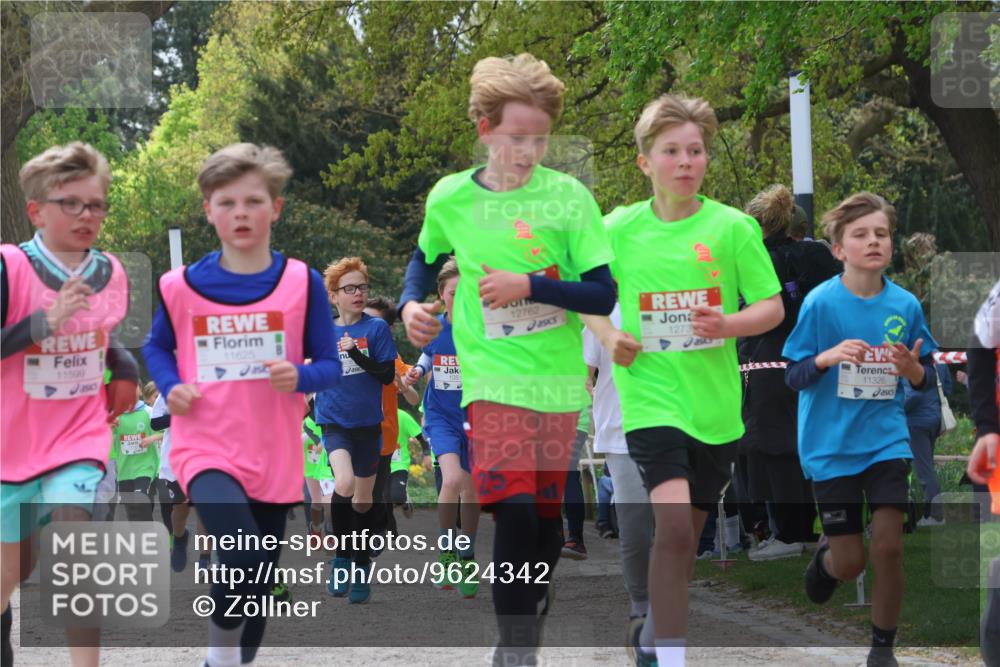 25.04.2026 - Das Zehntel Zöllner http://msf.ph/oto/9624342 25.04.2026 11:40:17 Laufen 11625, 11599, 12762, 1273, 11326 meine-sportfotos.de