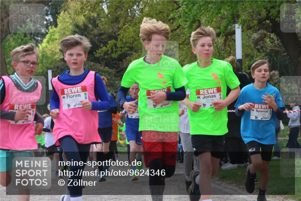 25.04.2026 - Das Zehntel Zöllner http://msf.ph/oto/9624346 25.04.2026 11:40:17 Laufen 11625, 12736, 11326 meine-sportfotos.de