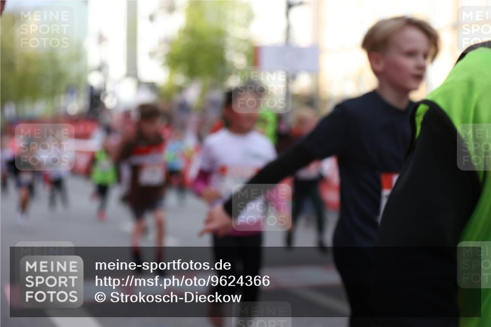 25.04.2026 - Das Zehntel Strokosch-Dieckow http://msf.ph/oto/9624366 25.04.2026 08:57:10 Ziel 1141, 1170, 1229, 1257, 1357, 1376, 1583, 1590, 1683, 1759, 1956, 2233, 2237, 2239, 2292, 2491, 2501, 2513, 2515, 2517, 3048, 3052, 3073, 3138, 3140, 3156, 3484, 3491, 3494, 3495, 3552, 3579, 3683, 3714, 3788, 3930, 4008 meine-sportfotos.de