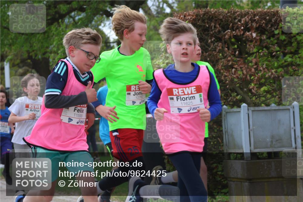 25.04.2026 - Das Zehntel Zöllner http://msf.ph/oto/9624425 25.04.2026 11:40:18 Laufen 11599, 12762, 11625, 18 meine-sportfotos.de