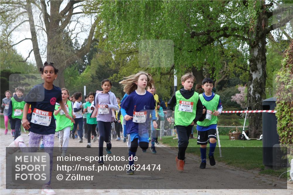 25.04.2026 - Das Zehntel Zöllner http://msf.ph/oto/9624474 25.04.2026 07:43:30 Laufen 3038 meine-sportfotos.de