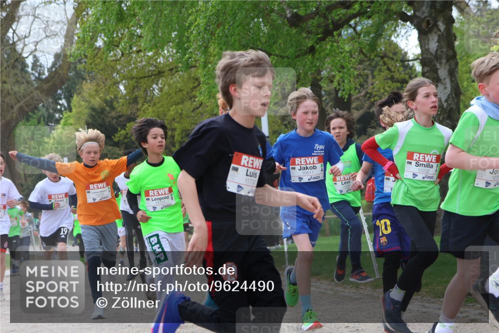 25.04.2026 - Das Zehntel Zöllner http://msf.ph/oto/9624490 25.04.2026 11:40:20 Laufen 12416, 12701, 19, 11733, 10517, 10, 12222, 1218 meine-sportfotos.de