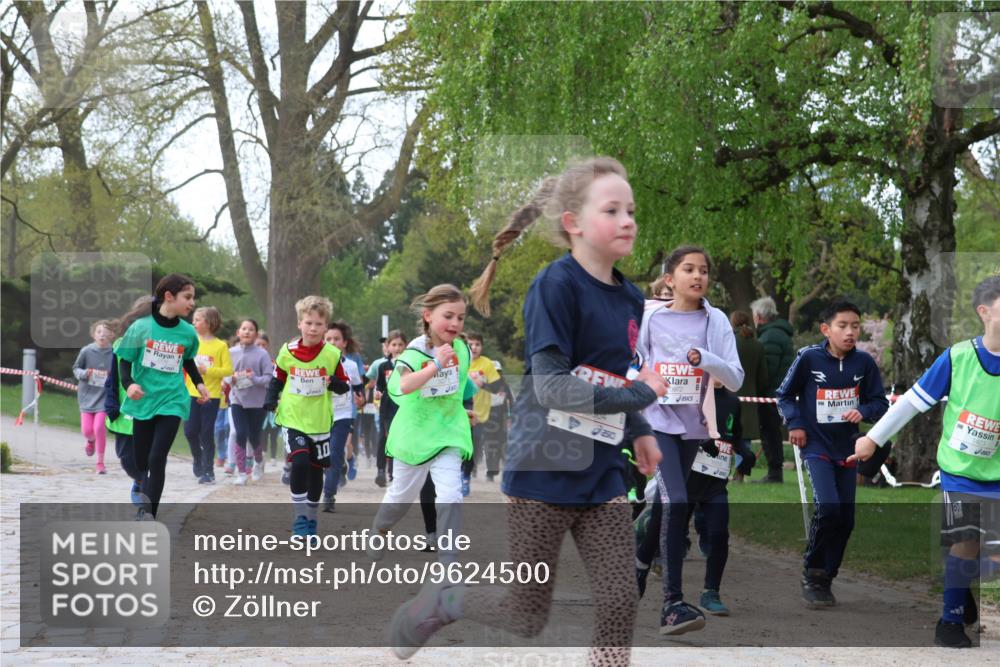 25.04.2026 - Das Zehntel Zöllner http://msf.ph/oto/9624500 25.04.2026 07:43:31 Laufen 10, 1423 meine-sportfotos.de
