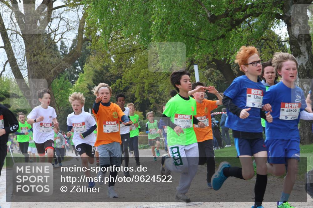 25.04.2026 - Das Zehntel Zöllner http://msf.ph/oto/9624522 25.04.2026 11:40:21 Laufen 12416, 12701, 39, 1050, 10517 meine-sportfotos.de