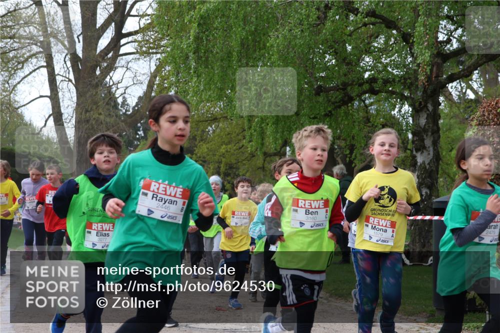25.04.2026 - Das Zehntel Zöllner http://msf.ph/oto/9624530 25.04.2026 07:43:33 Laufen 3277, 2446, 3160, 1579, 2479 meine-sportfotos.de