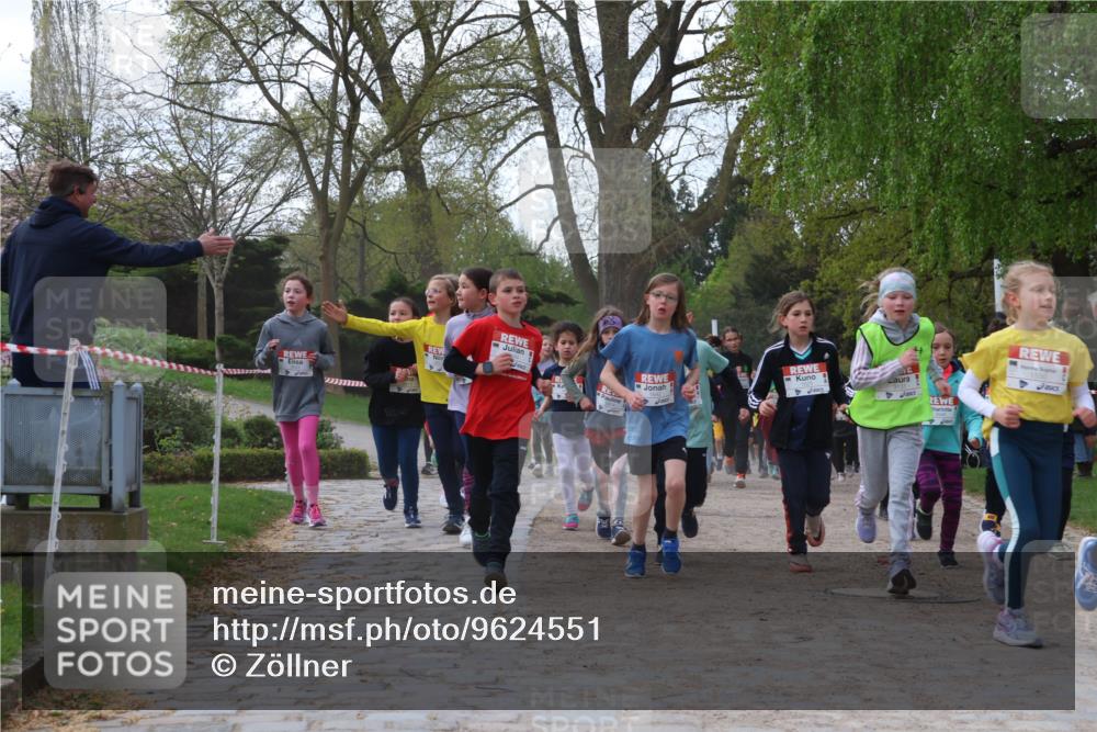 25.04.2026 - Das Zehntel Zöllner http://msf.ph/oto/9624551 25.04.2026 07:43:34 Laufen  meine-sportfotos.de