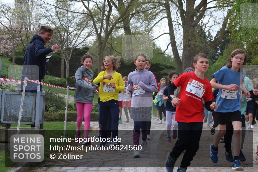 25.04.2026 - Das Zehntel Zöllner http://msf.ph/oto/9624560 25.04.2026 07:43:35 Laufen 3623, 3427, 2584, 1642 meine-sportfotos.de