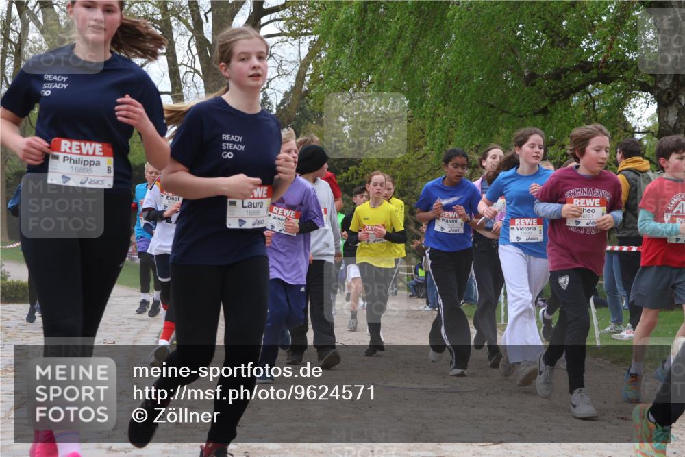 25.04.2026 - Das Zehntel Zöllner http://msf.ph/oto/9624571 25.04.2026 13:42:58 Laufen 16895, 16888, 15549, 16151 meine-sportfotos.de