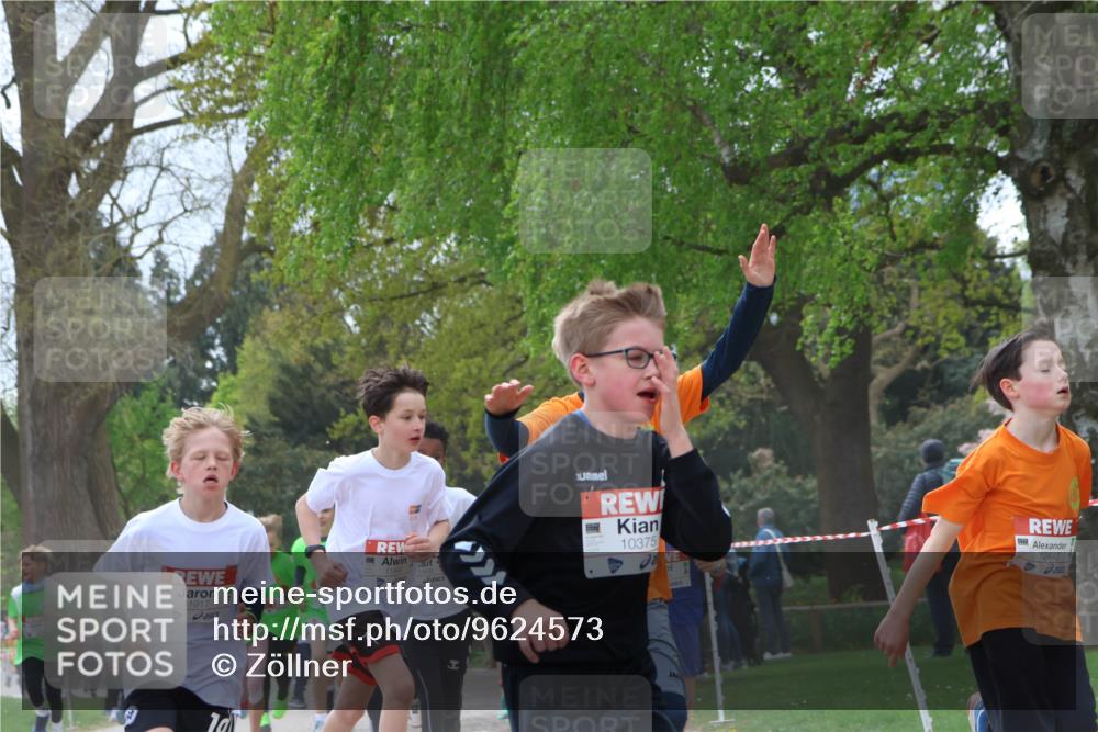25.04.2026 - Das Zehntel Zöllner http://msf.ph/oto/9624573 25.04.2026 11:40:22 Laufen 11917, 11945, 1468, 10375, 12442 meine-sportfotos.de