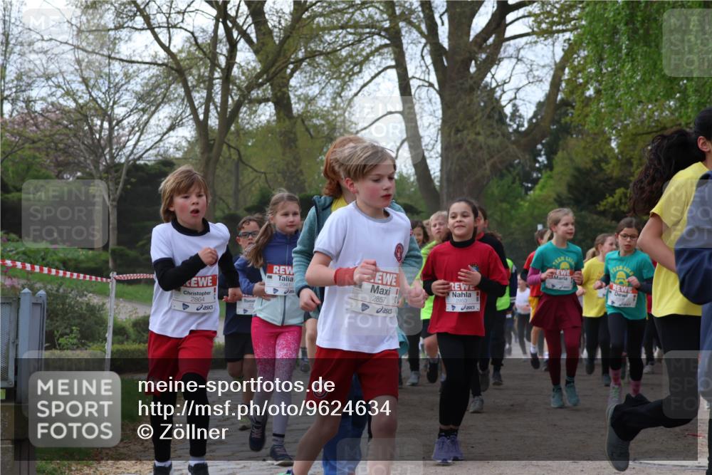 25.04.2026 - Das Zehntel Zöllner http://msf.ph/oto/9624634 25.04.2026 07:43:39 Laufen 2864, 2941, 2857 meine-sportfotos.de