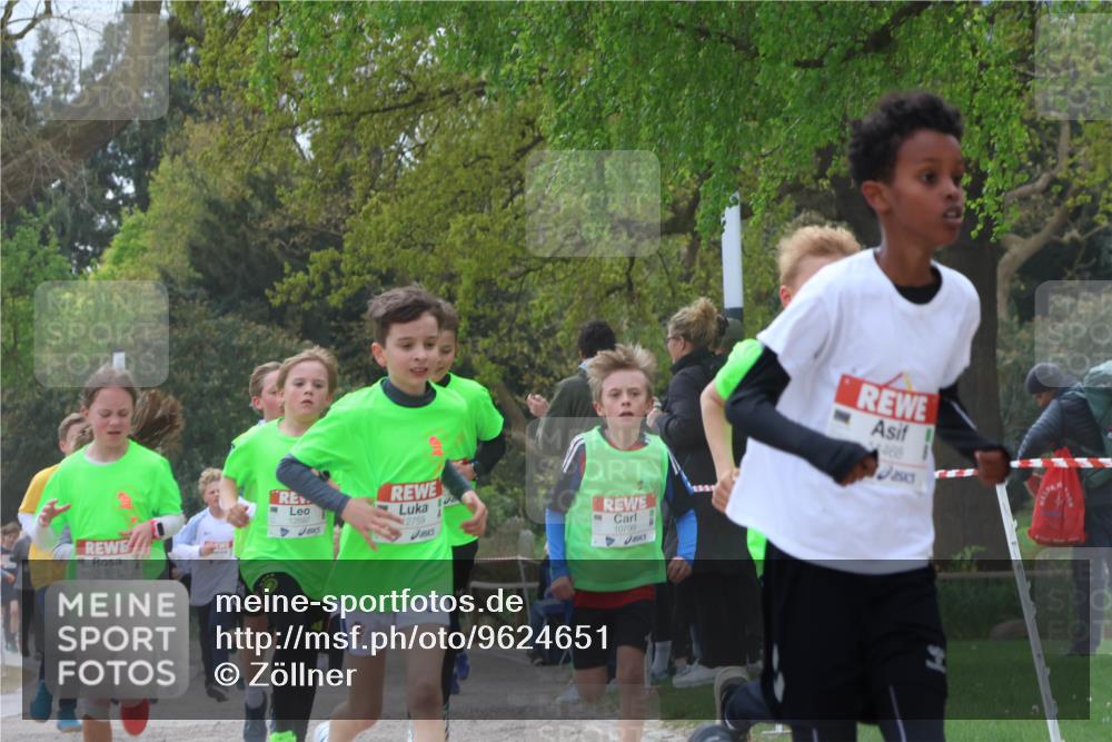25.04.2026 - Das Zehntel Zöllner http://msf.ph/oto/9624651 25.04.2026 11:40:23 Laufen 10799, 12800, 12697, 2759, 468 meine-sportfotos.de