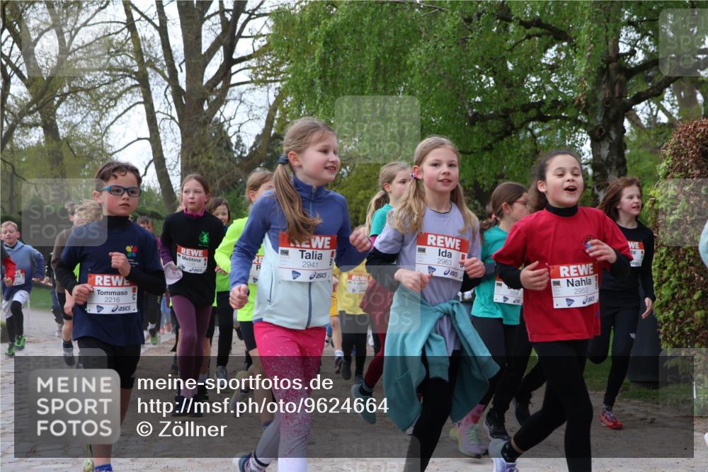 25.04.2026 - Das Zehntel Zöllner http://msf.ph/oto/9624664 25.04.2026 07:43:41 Laufen 2216, 1733, 2941, 2963, 200, 2953 meine-sportfotos.de