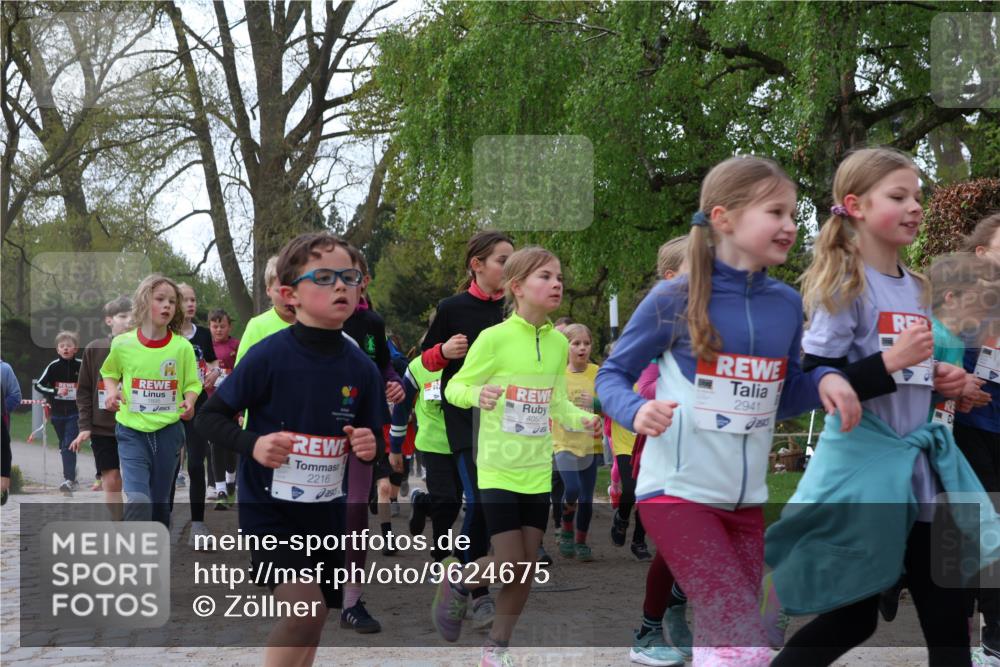 25.04.2026 - Das Zehntel Zöllner http://msf.ph/oto/9624675 25.04.2026 07:43:42 Laufen 2216, 4058, 2941 meine-sportfotos.de