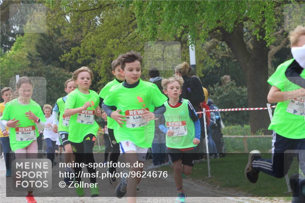 25.04.2026 - Das Zehntel Zöllner http://msf.ph/oto/9624676 25.04.2026 11:40:24 Laufen 12800, 12697, 12759, 10799 meine-sportfotos.de
