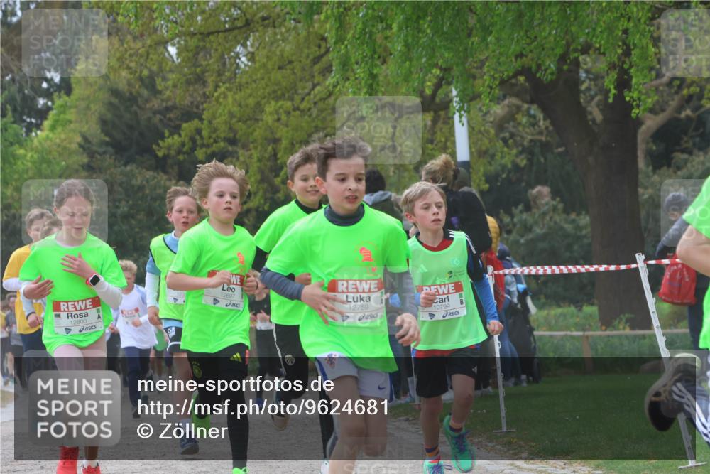 25.04.2026 - Das Zehntel Zöllner http://msf.ph/oto/9624681 25.04.2026 11:40:24 Laufen 12800, 12697, 12759, 10799 meine-sportfotos.de