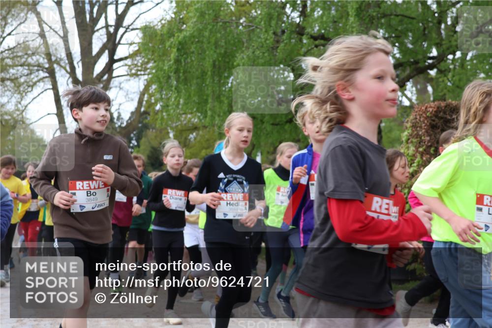 25.04.2026 - Das Zehntel Zöllner http://msf.ph/oto/9624721 25.04.2026 07:43:44 Laufen 3849, 3844, 2515 meine-sportfotos.de