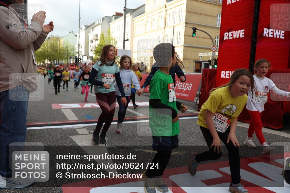 25.04.2026 - Das Zehntel Strokosch-Dieckow http://msf.ph/oto/9624724 25.04.2026 08:57:18 Ziel 1141, 1152, 1170, 1262, 1561, 1583, 1691, 1713, 1804, 1854, 2270, 2294, 2336, 2708, 2715, 2778, 2858, 2860, 2862, 3367, 3375, 3393, 3439, 3453, 3495, 3688, 3784, 3930, 4016, 4061, 4062 meine-sportfotos.de