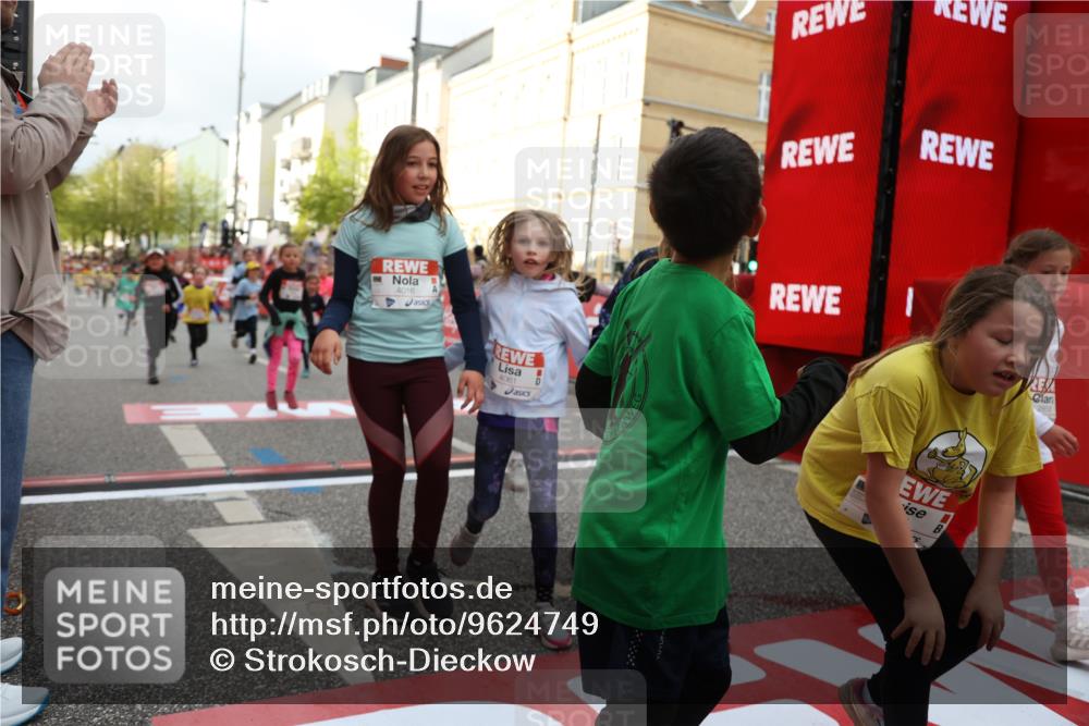 25.04.2026 - Das Zehntel Strokosch-Dieckow http://msf.ph/oto/9624749 25.04.2026 08:57:18 Ziel 1141, 1152, 1170, 1262, 1561, 1583, 1691, 1713, 1804, 1854, 2270, 2294, 2336, 2708, 2715, 2778, 2858, 2860, 2862, 3367, 3375, 3393, 3439, 3453, 3495, 3688, 3784, 3930, 4016, 4061, 4062 meine-sportfotos.de