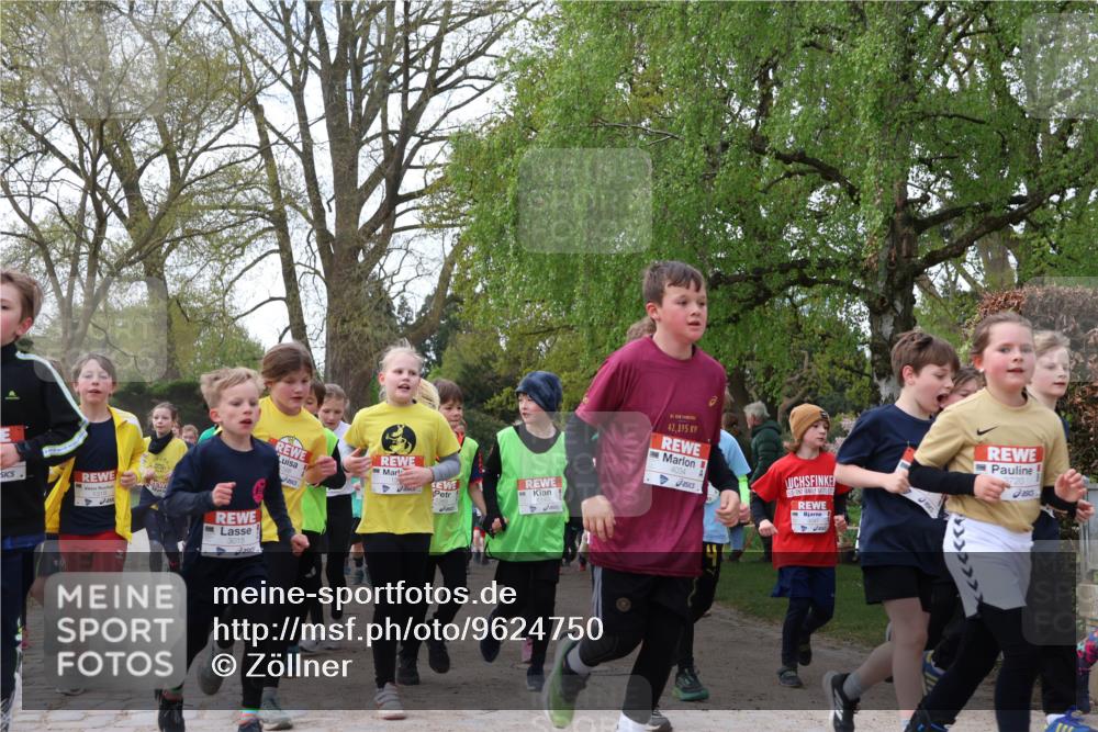 25.04.2026 - Das Zehntel Zöllner http://msf.ph/oto/9624750 25.04.2026 07:43:46 Laufen 3015, 42, 195, 4034, 3720 meine-sportfotos.de